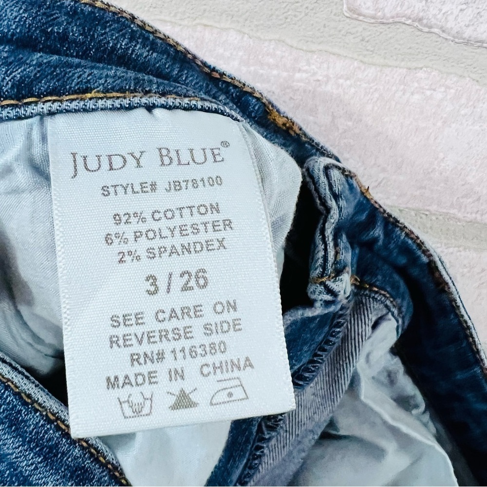 Judy Blue Distressed Cropped Ankle Skinny Jeans in Blue Size 3/26 - Picture 8 of 9